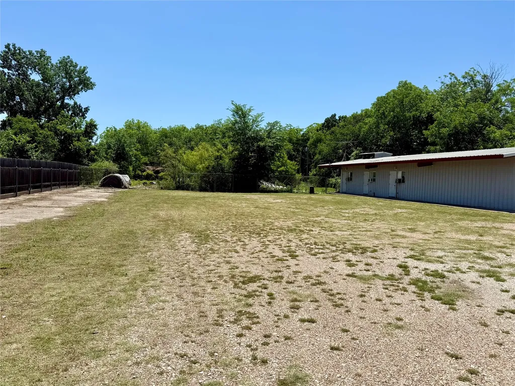 408 Live Oak St Street Marlin TX 76661