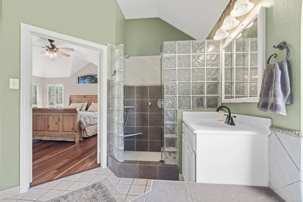327 Lakeside Drive Shady Shores TX 76208