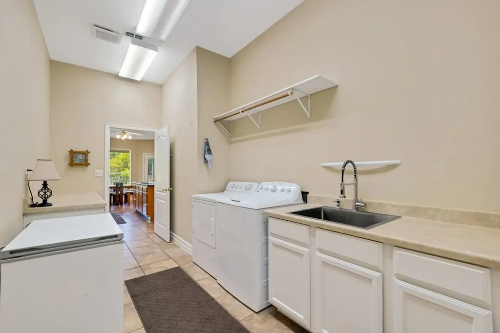 327 Lakeside Drive Shady Shores TX 76208