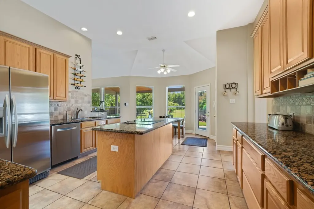 327 Lakeside Drive Shady Shores TX 76208