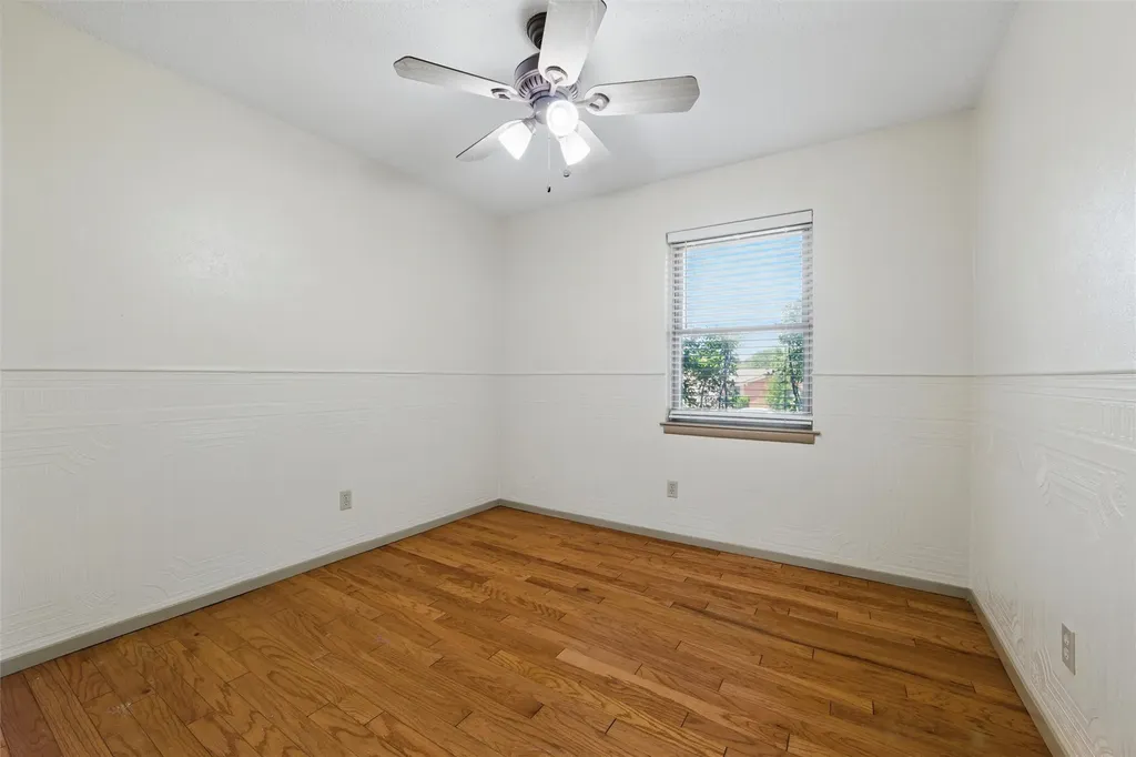 1801 Tyler Avenue Euless TX 76040