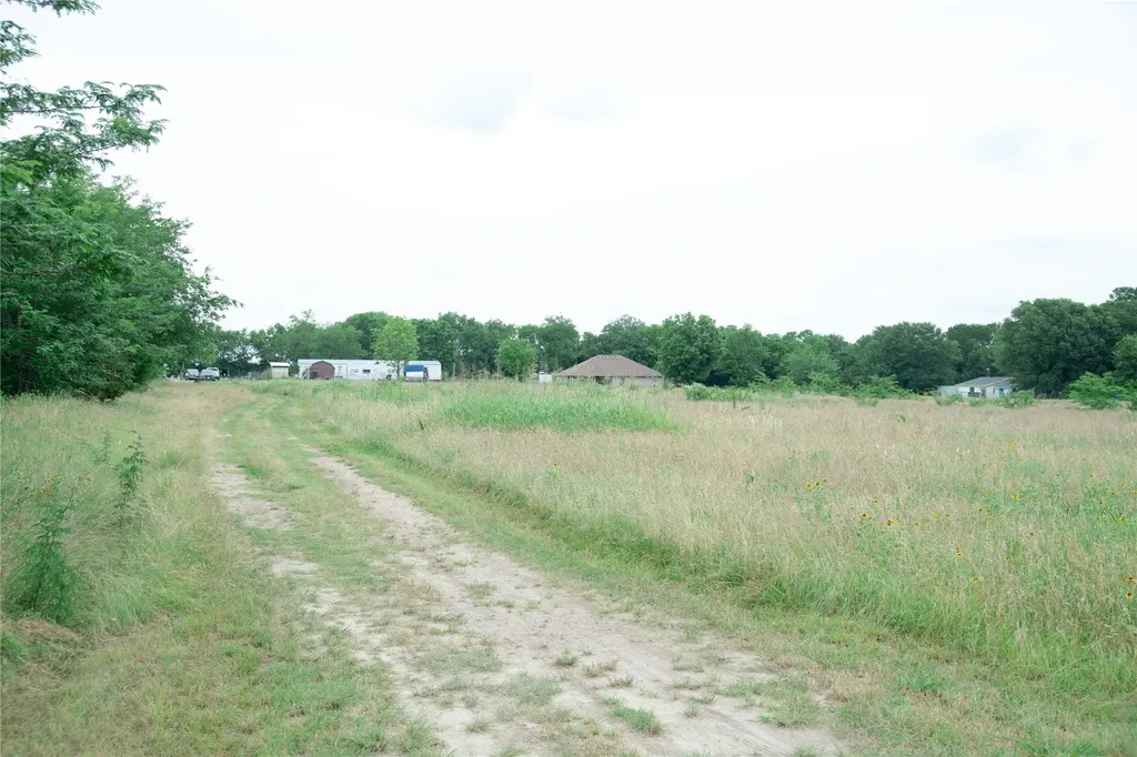 5997 County Road 3214 Lone Oak TX 75453