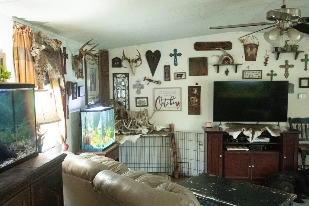 5997 County Road 3214 Lone Oak TX 75453