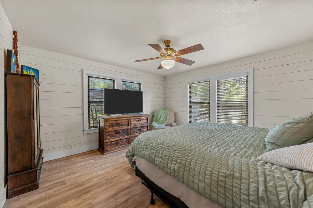 704 S Marable Street West TX 76691