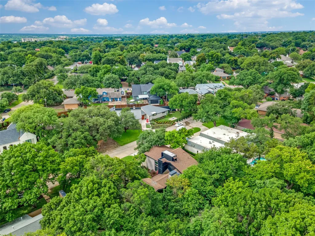 6933 Delrose Drive Dallas TX 75214