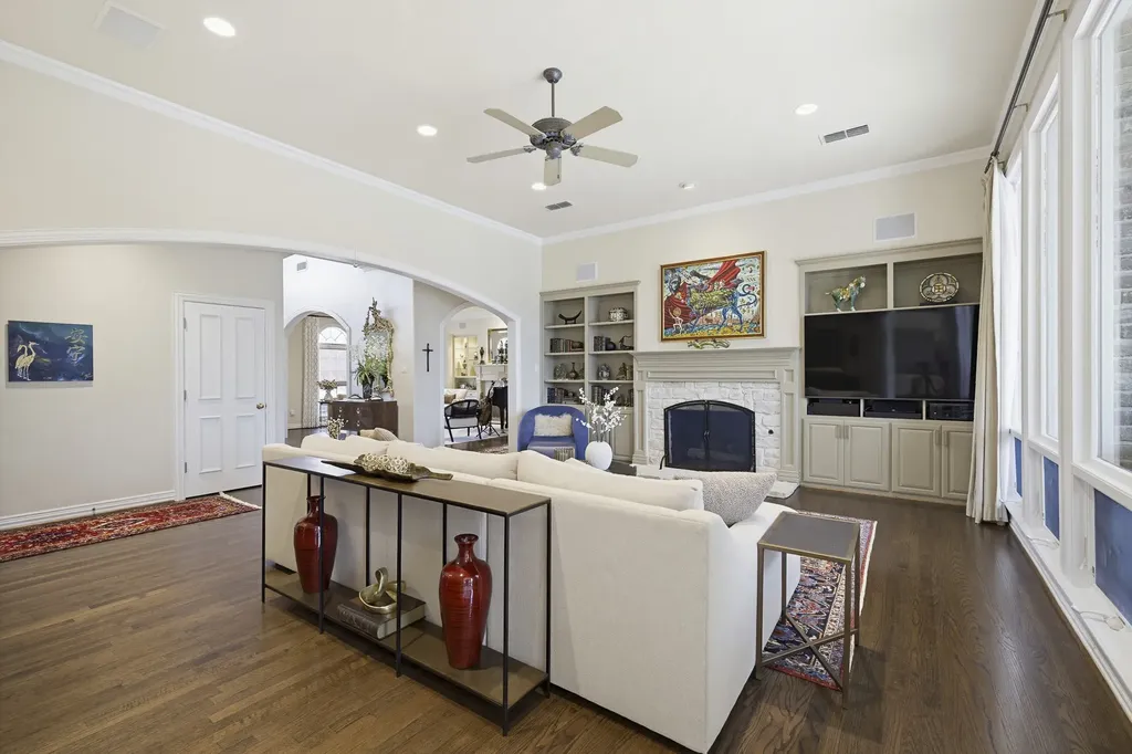 5760 Forest Highlands Drive Fort Worth TX 76132