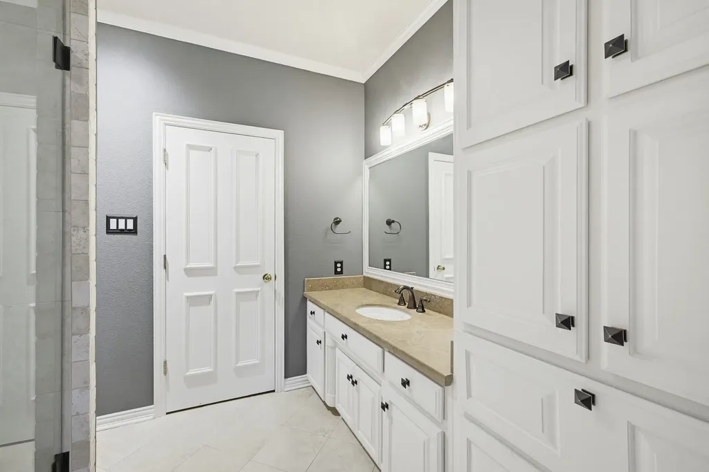 5760 Forest Highlands Drive Fort Worth TX 76132