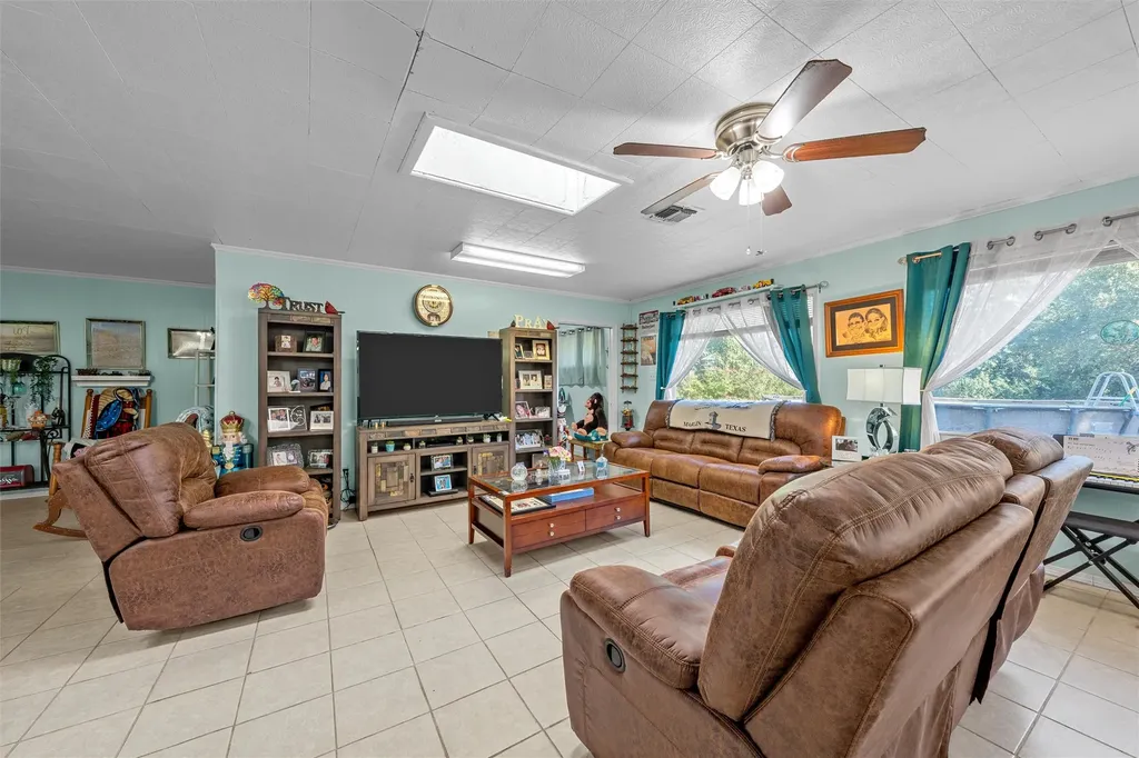 204 Oakland Place Marlin TX 76661