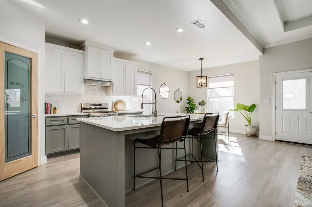 1314 E Pecan Street Gainesville TX 76240