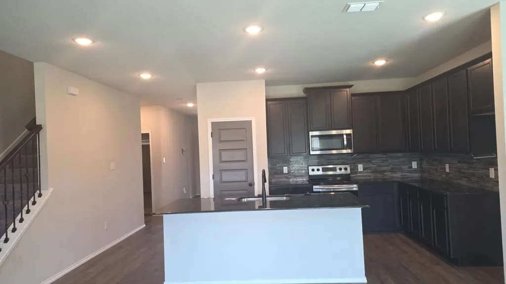 3111 Stonehaven Heartland TX 75126
