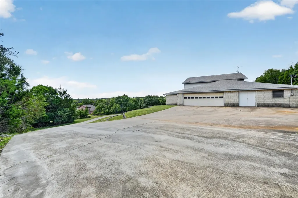 108 Lake Circle Court Weatherford TX 76087