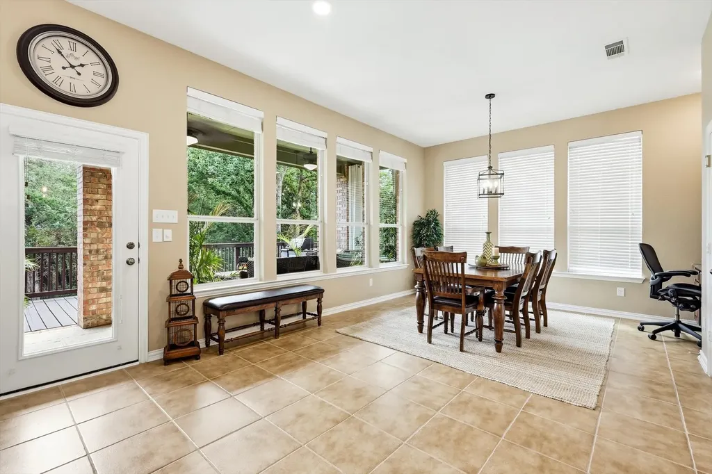 964 Fall Creek Grapevine TX 76051