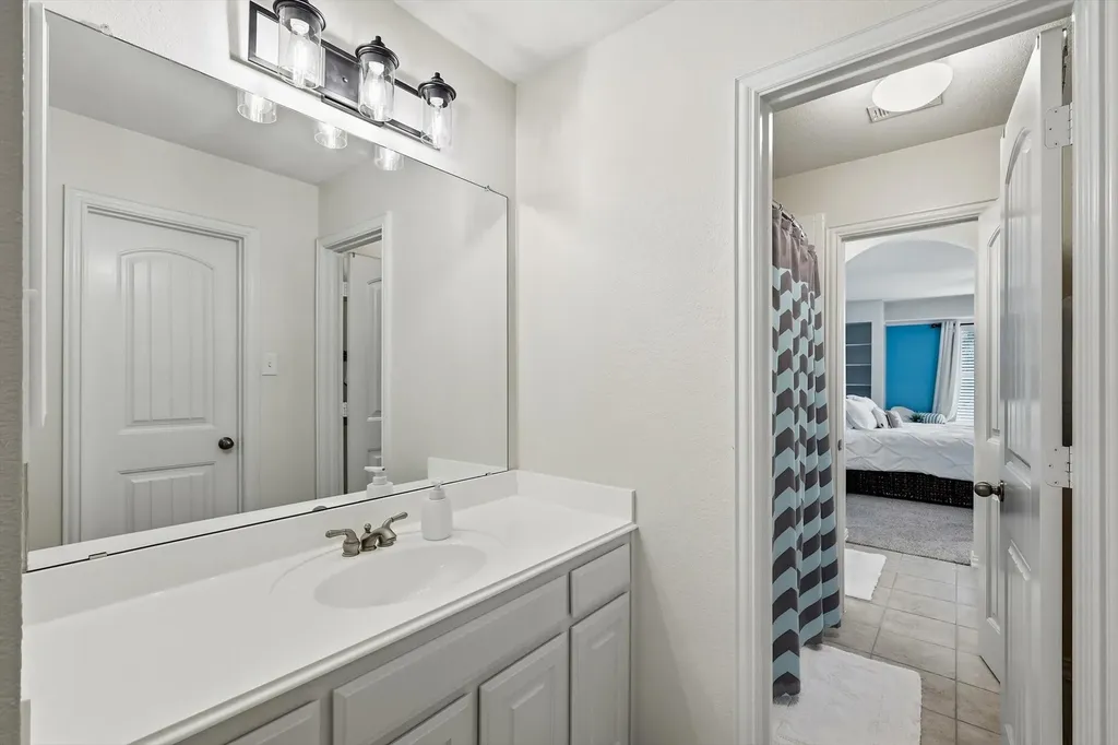 964 Fall Creek Grapevine TX 76051