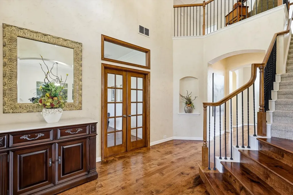 964 Fall Creek Grapevine TX 76051