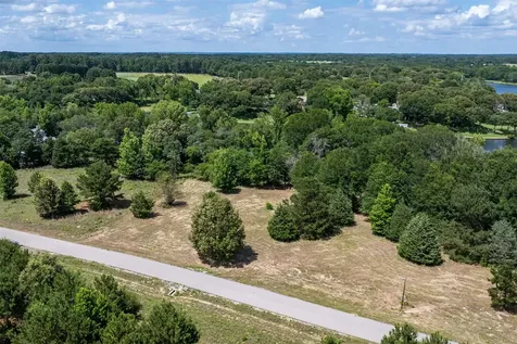 7 Windward Court Athens TX 75752