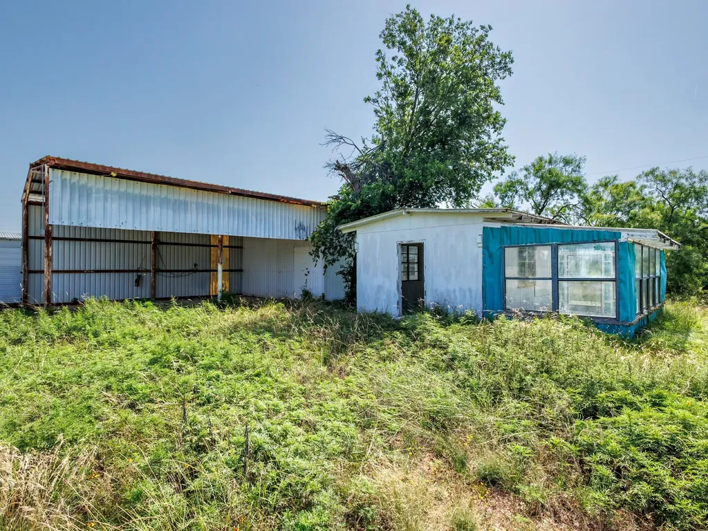 13601 Highway 377 S Brookesmith TX 76827
