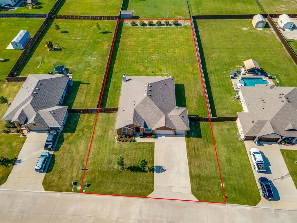 304 Amber Lane Nevada TX 75173