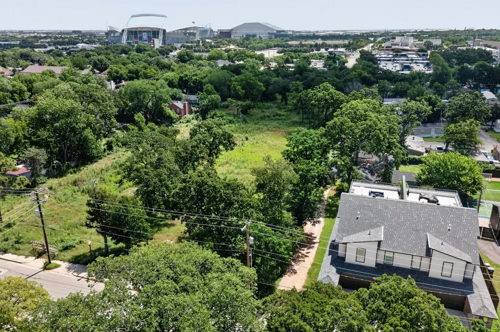 433 N East Street Arlington TX 76011