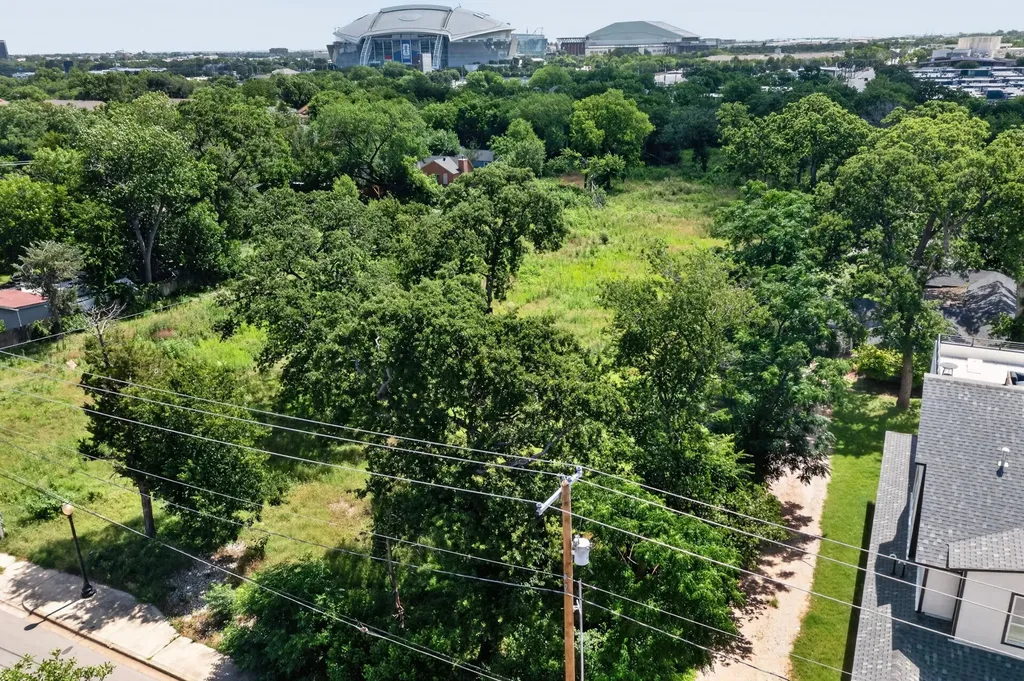 433 N East Street Arlington TX 76011