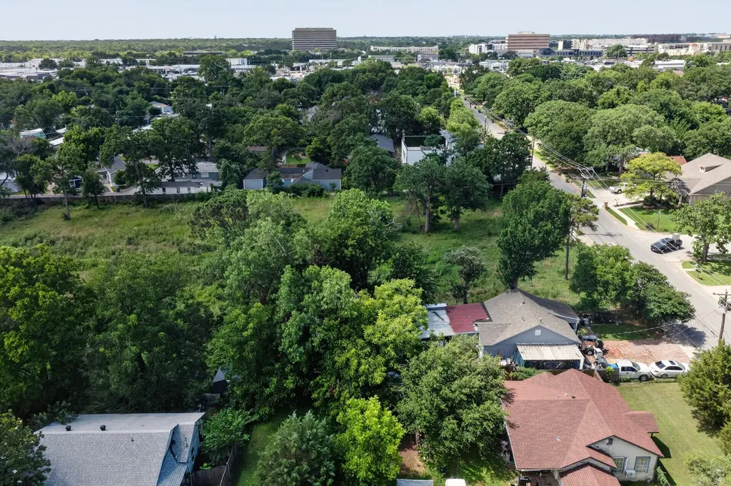 433 N East Street Arlington TX 76011
