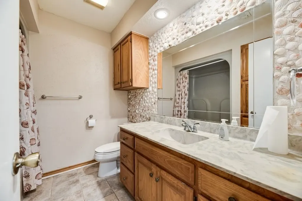 298 Butterfield Road Denison TX 75021