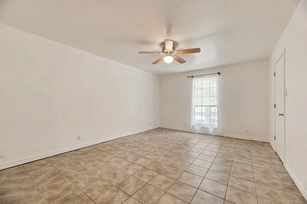 298 Butterfield Road Denison TX 75021