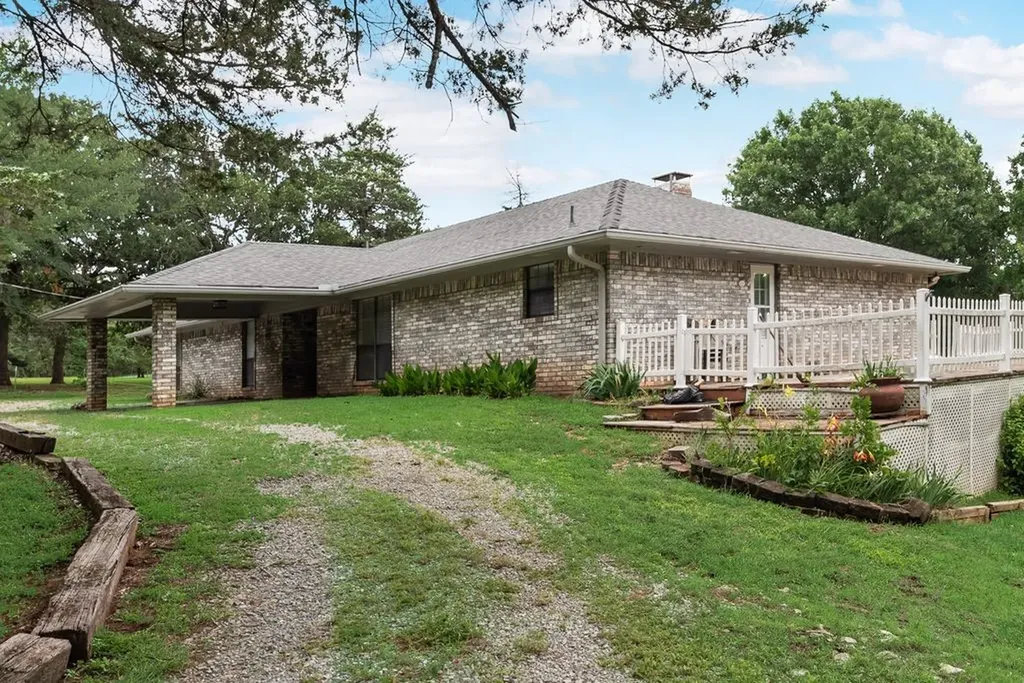 298 Butterfield Road Denison TX 75021