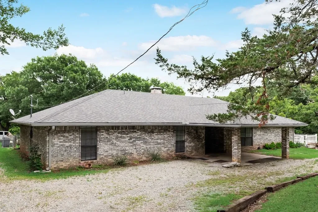 298 Butterfield Road Denison TX 75021