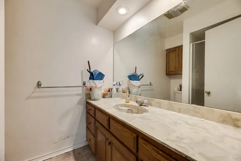 298 Butterfield Road Denison TX 75021