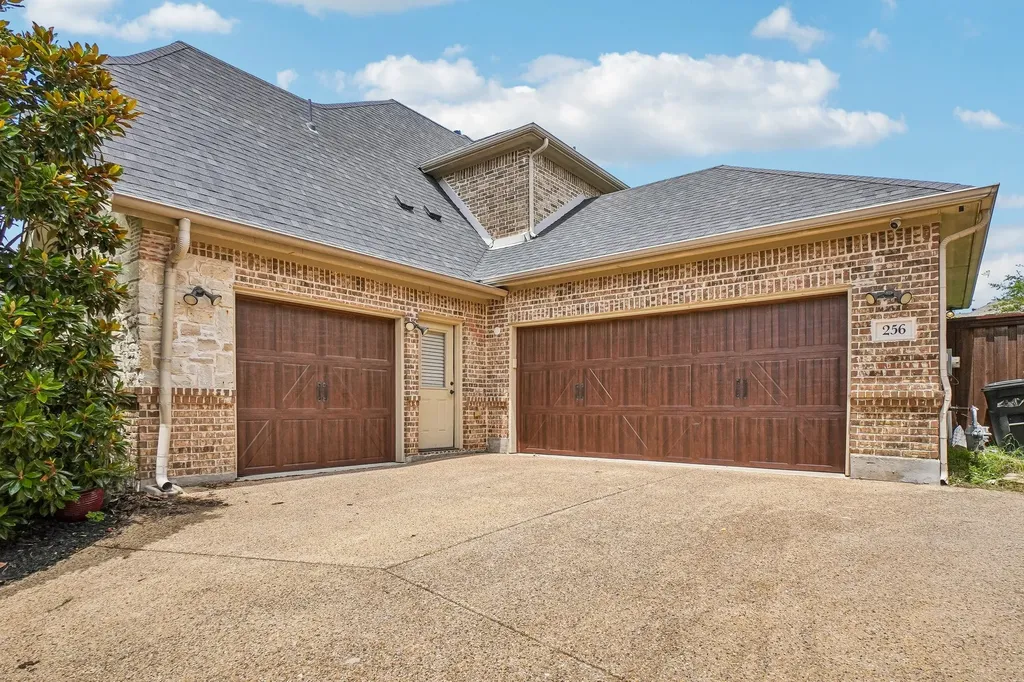 256 Victory Lane Rockwall TX 75032