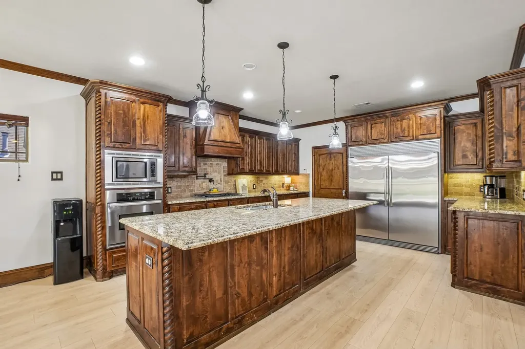 256 Victory Lane Rockwall TX 75032
