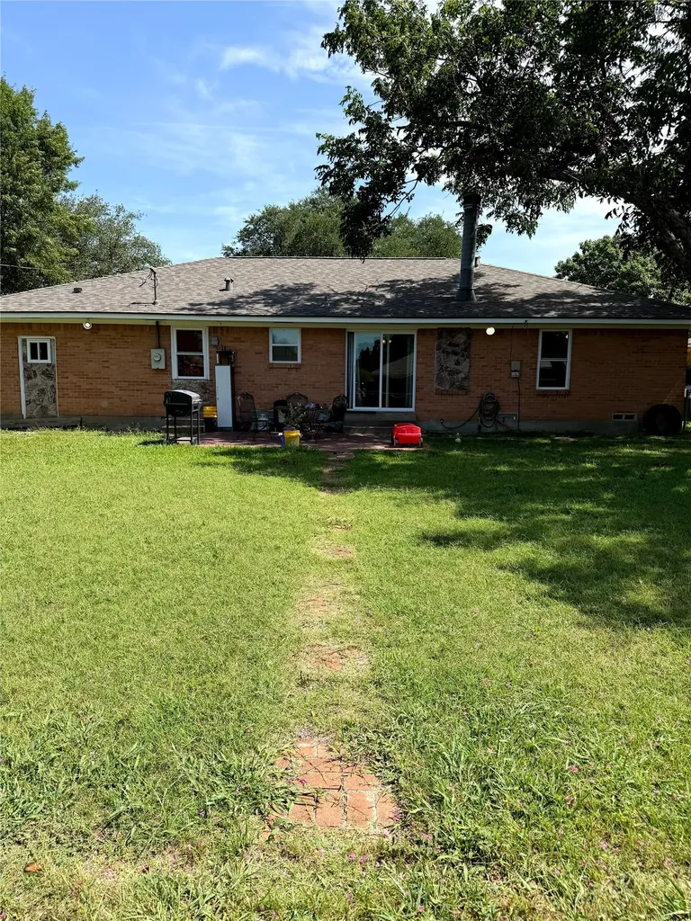 532 Lindenwood Drive Lancaster TX 75134
