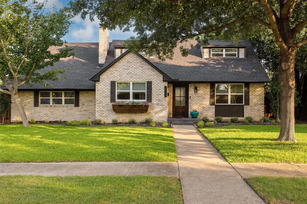 1537 Mapleton Drive Dallas TX 75228