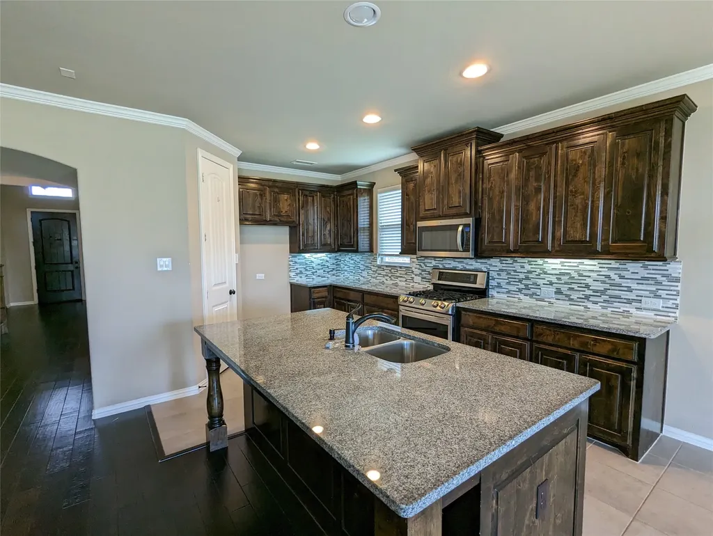 591 Deverson Drive Rockwall TX 75087