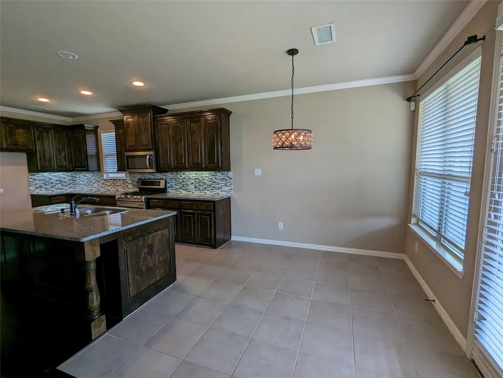 591 Deverson Drive Rockwall TX 75087
