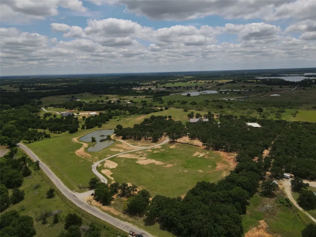 499 Ford Road Bowie TX 76230