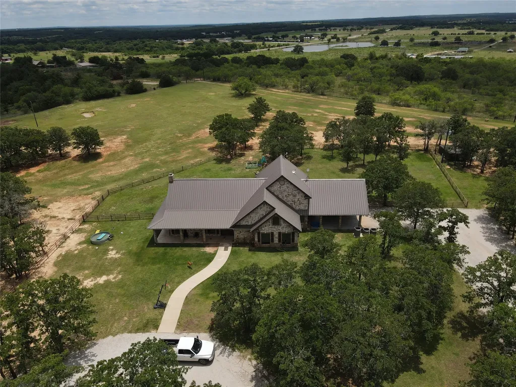 499 Ford Road Bowie TX 76230