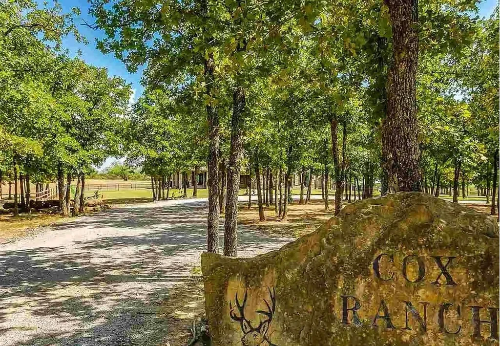 499 Ford Road Bowie TX 76230