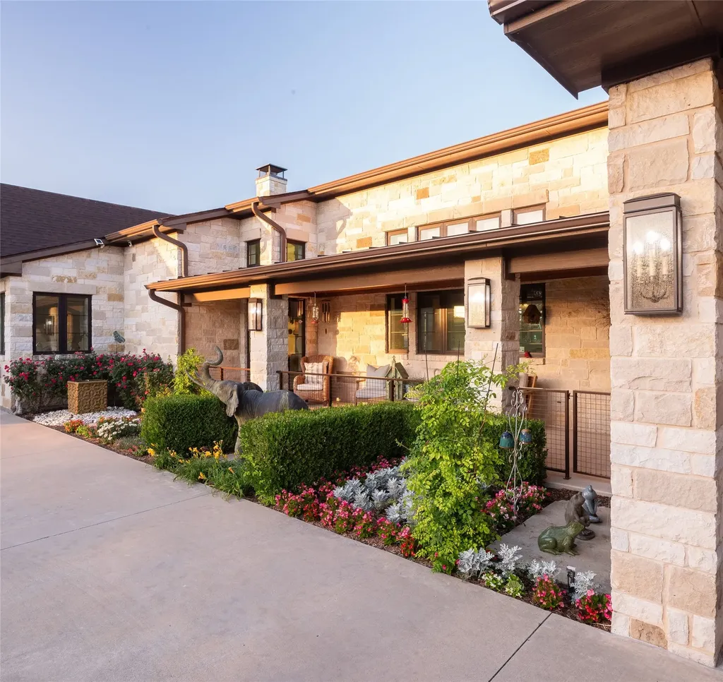 1880 Lone Star Road Celina TX 75009