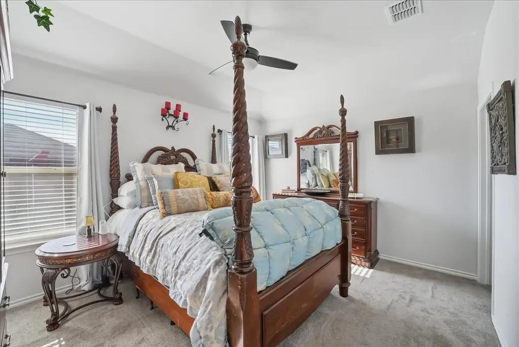 136 Greengate Drive Boyd TX 76023