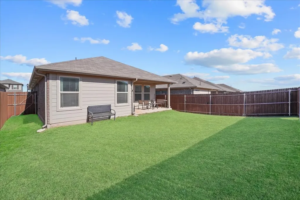 136 Greengate Drive Boyd TX 76023