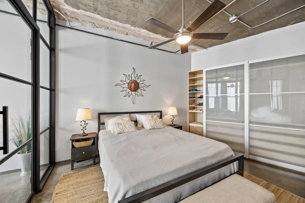1122 Jackson Street Dallas TX 75202