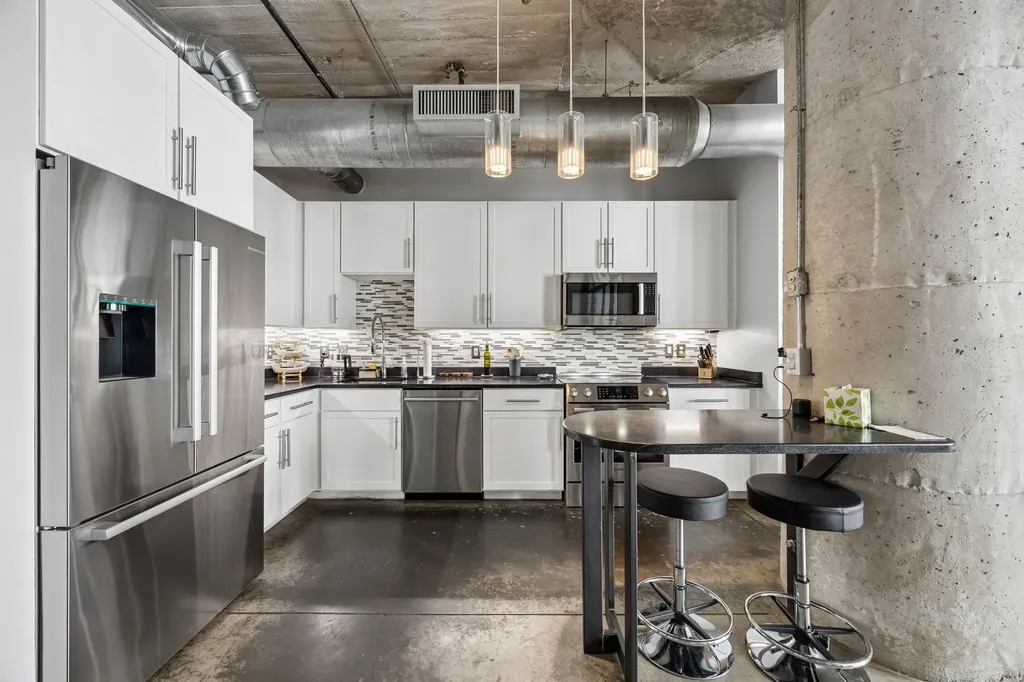 1122 Jackson Street Dallas TX 75202