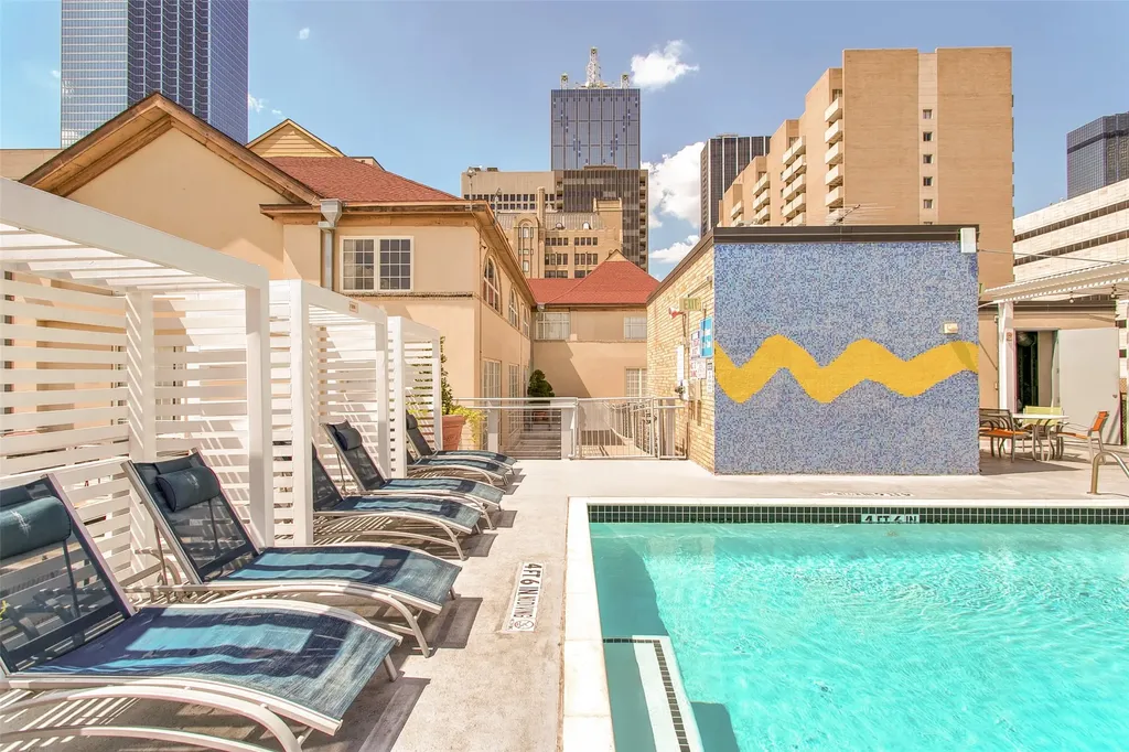 1122 Jackson Street Dallas TX 75202