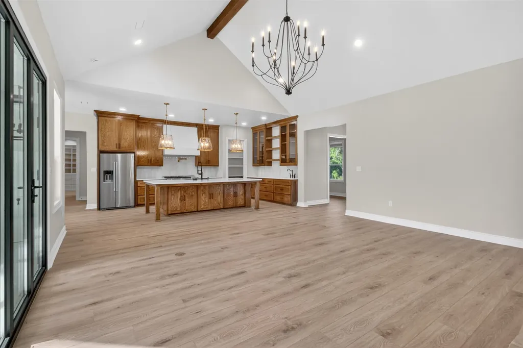 2388 Lansing Switch Road Longview TX 75602