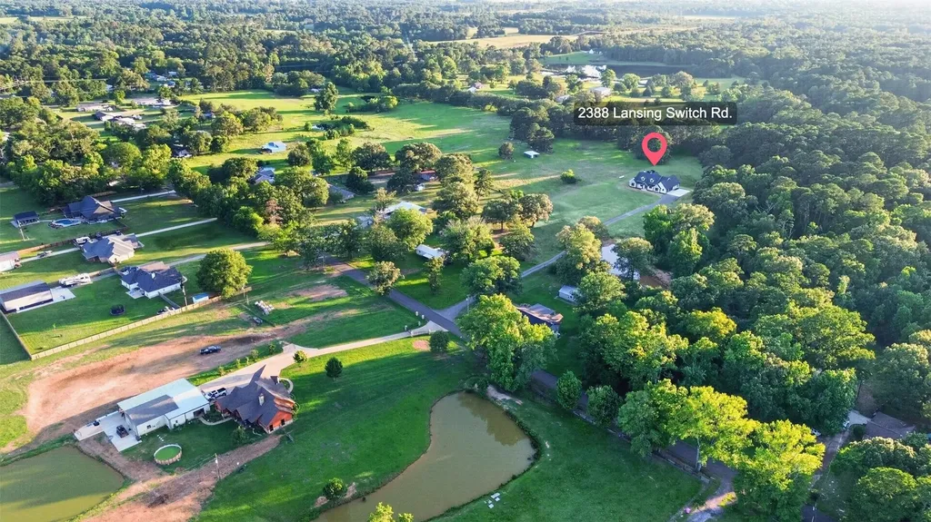 2388 Lansing Switch Road Longview TX 75602