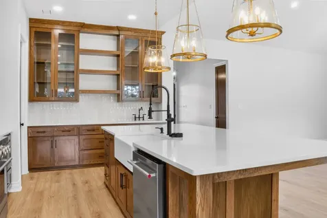 2388 Lansing Switch Road Longview TX 75602