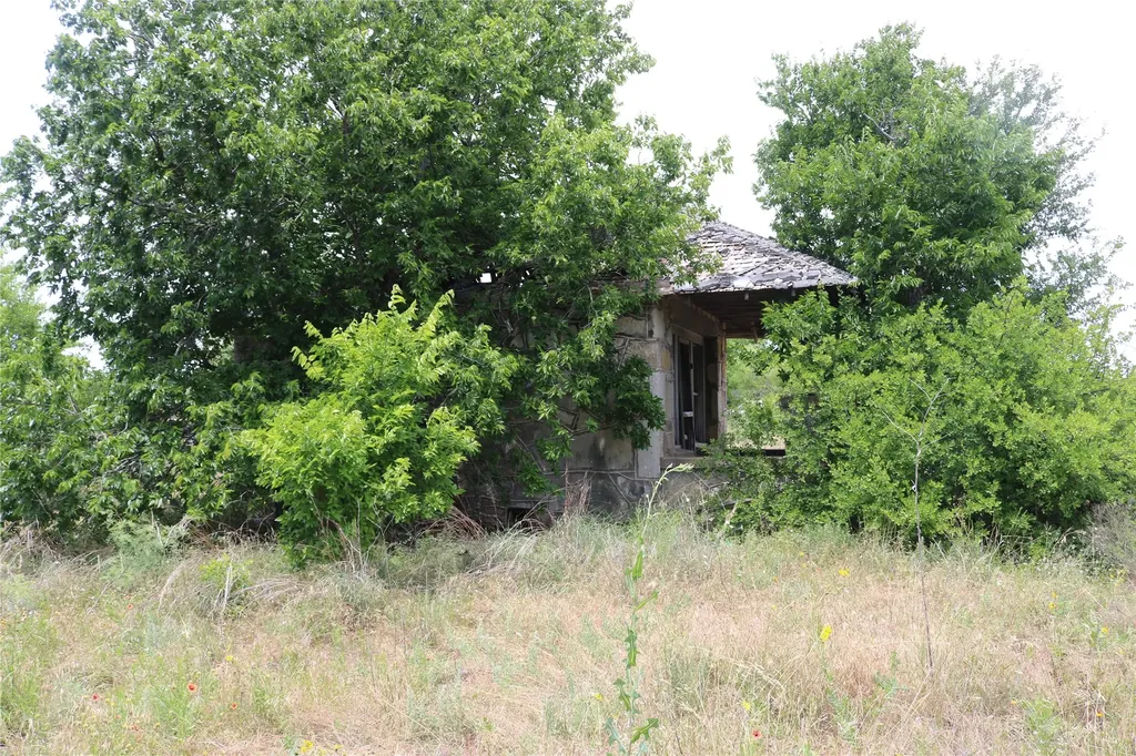16756 E State Highway 6 Dublin TX 76446