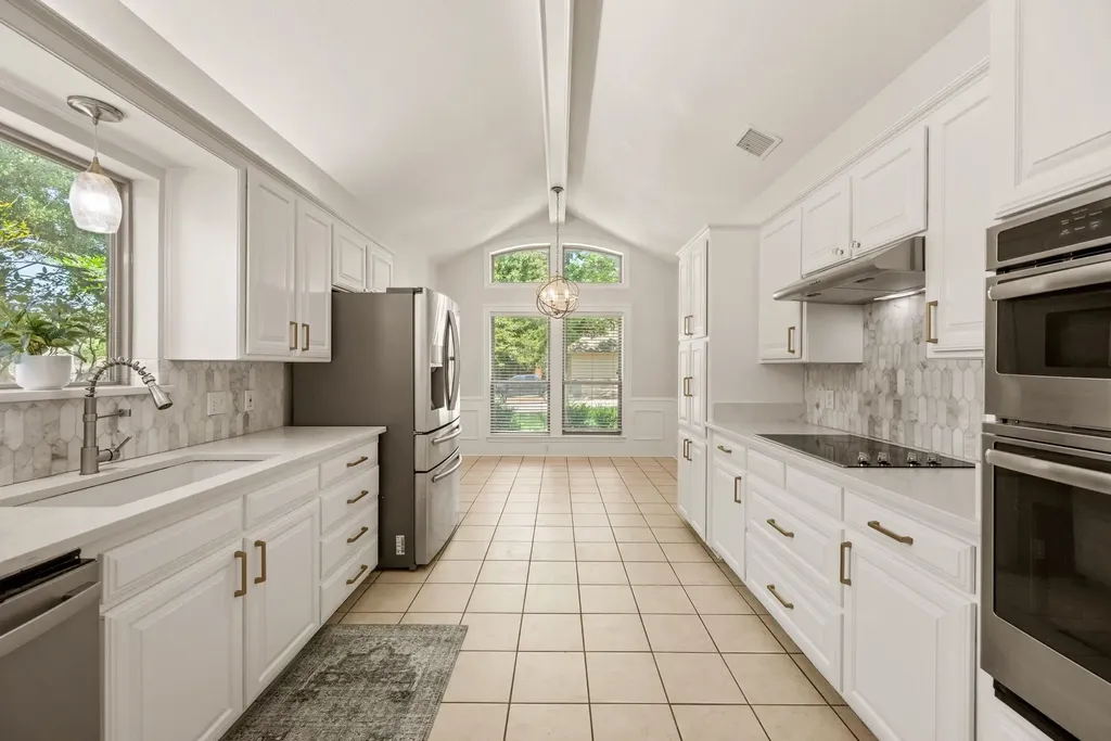 2141 N Aspenwood Drive Grapevine TX 76051