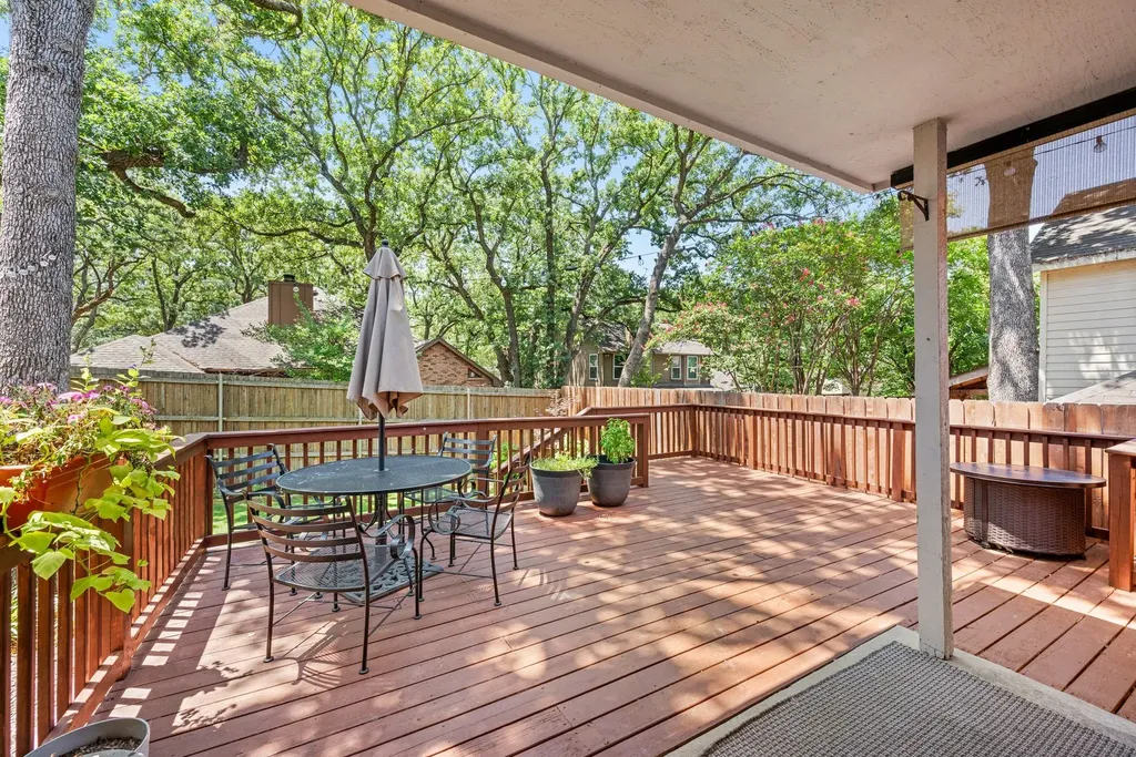 2141 N Aspenwood Drive Grapevine TX 76051